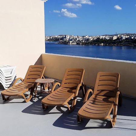 Bayview 2 Bedroom Seaview Apartment With Large Terrace With Panoramic Views - By Getawaysmalta Σεντ Πόλς Μπέι Εξωτερικό φωτογραφία