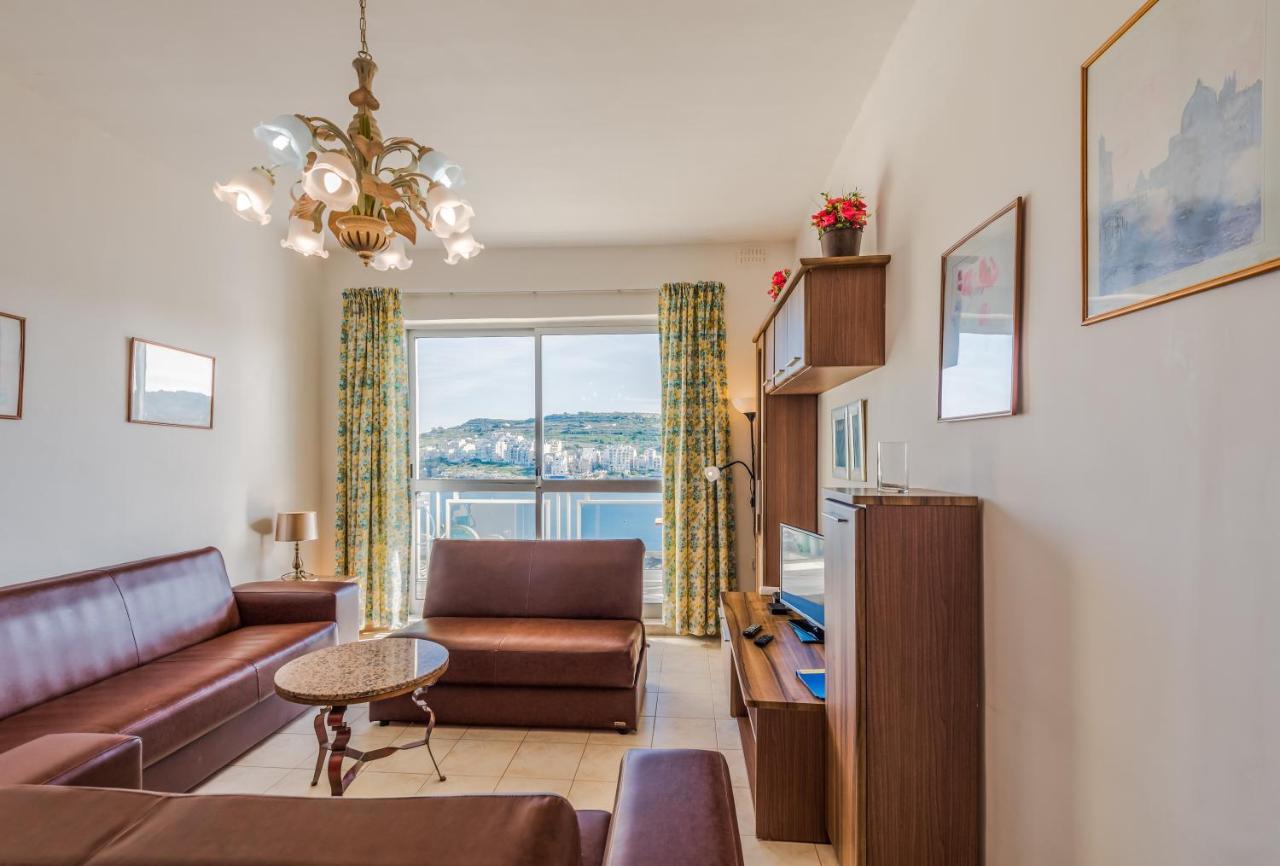 Bayview 2 Bedroom Seaview Apartment With Large Terrace With Panoramic Views - By Getawaysmalta Σεντ Πόλς Μπέι Εξωτερικό φωτογραφία